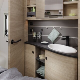 csm Fendt Caravan Wohnwagen kaufen Apero Bad01 d492461cc6