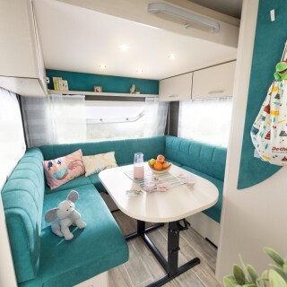 Cgo up 525 KR SG Pearlwhite BlueLagoon Medium 