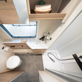 det nomad 490 est raumbad 271124 ret