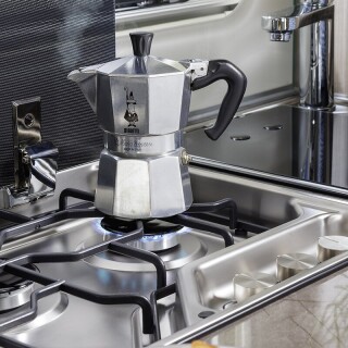 csm Fendt Caravan Wohnwagen kaufen Tendenza Kueche01 449df9b656