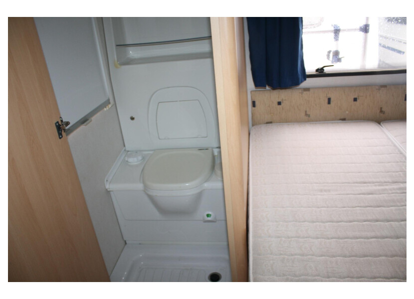 Calista Chalet 450 FHU afbeelding