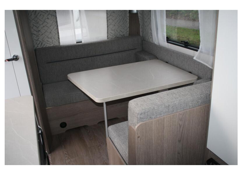 On Tour 390 SF afbeelding