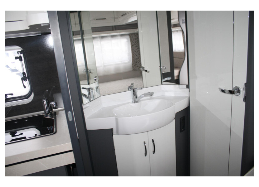 Excellent 560 CFE afbeelding