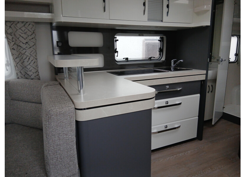 Excellent 560 CFE afbeelding