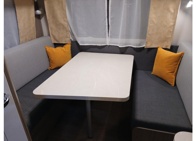 On Tour 390 SF afbeelding