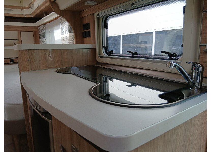 a0b3e720ecdd71deed6caf2ffe5b789ec2b6c901 afbeelding