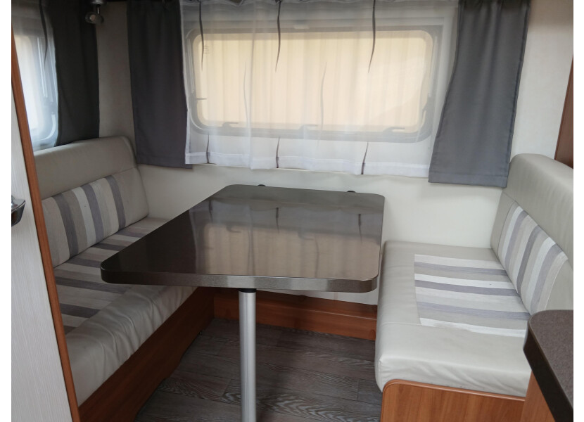 On Tour 390 SF afbeelding