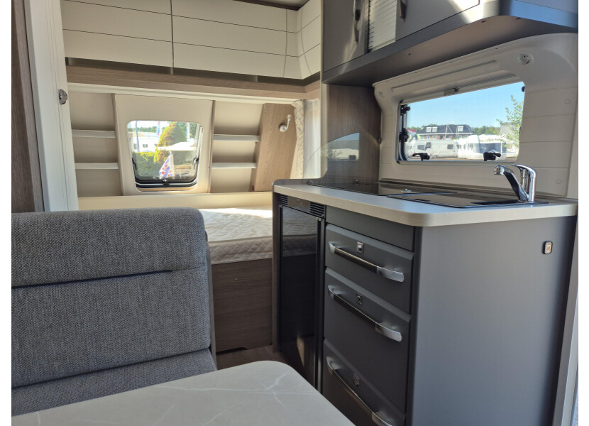 On Tour 390 SF afbeelding