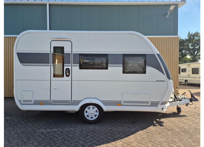 On Tour 390 SF afbeelding