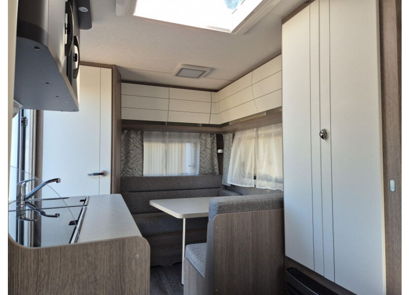 On Tour 390 SF afbeelding