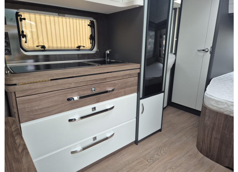 Excellent Edition 460 UFE afbeelding