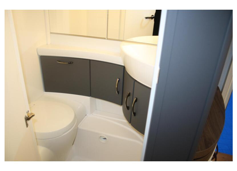 Excellent Edition 540 UFF afbeelding