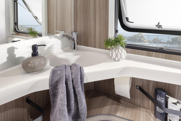 Fendt Caravan Tendenza Wohnwagen kaufen Bad teaserBig